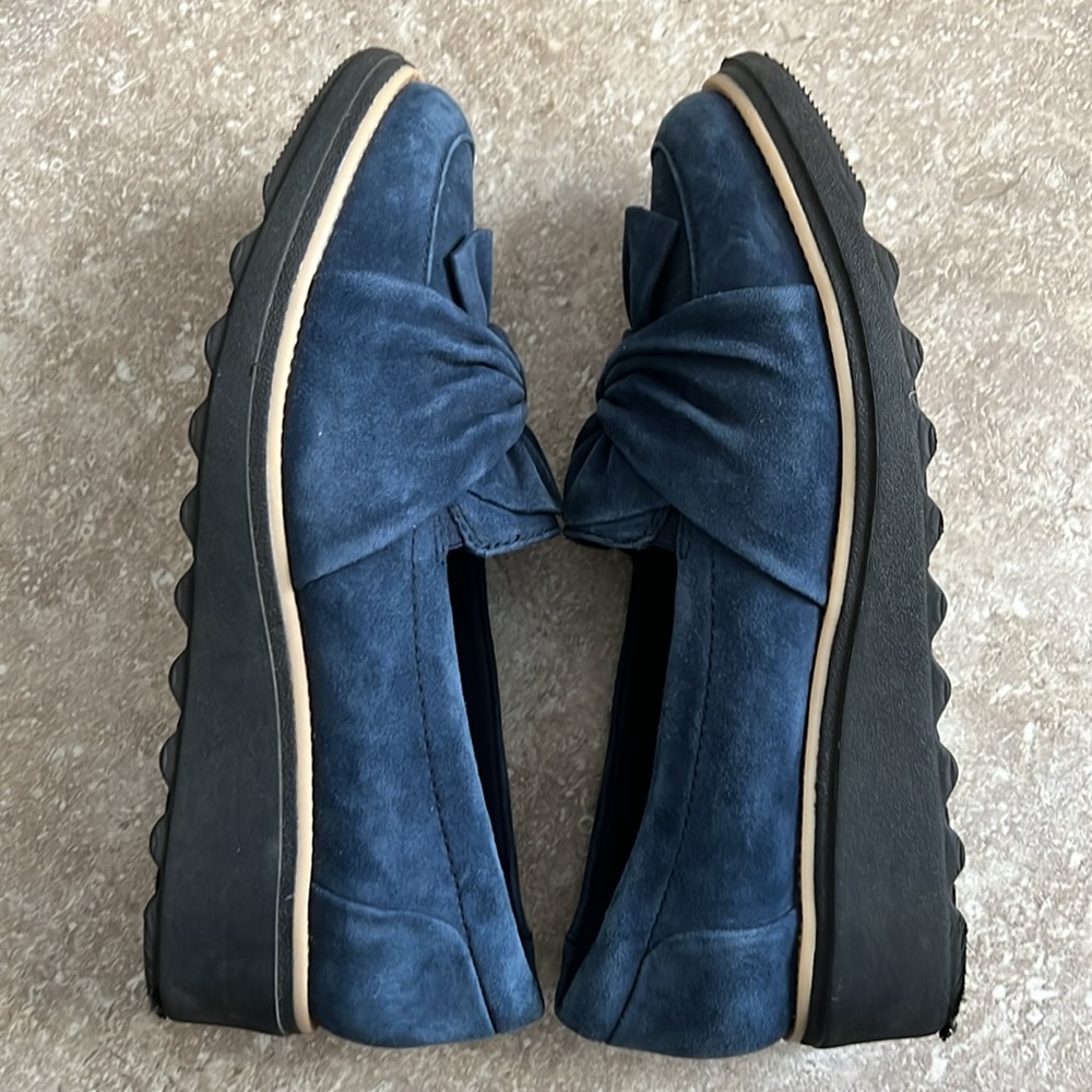 Clarks Cushion Collection Shoes - Picture 3 of 3